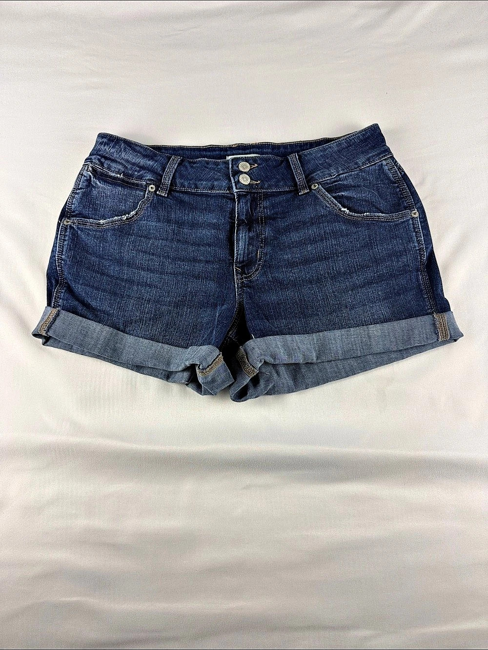 Maurices Original Fit Mid Rise Denim Shorts Women’s 14 Stretch 3" Inseam